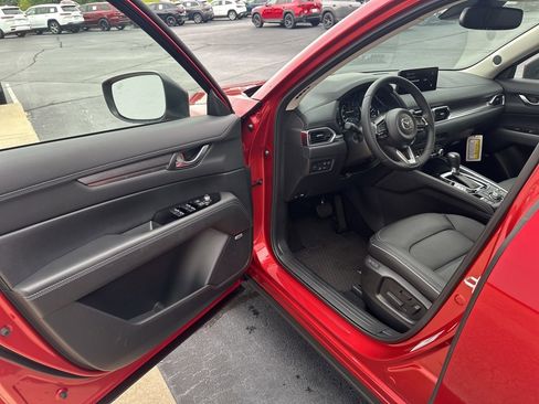New 2025 MAZDA CX-5 AWD 2.5 S w/ Premium Plus Pkg image 25