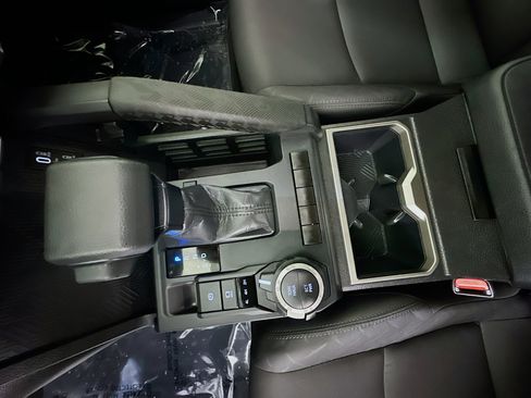 Certified 2025 Toyota Tacoma SR5 image 22