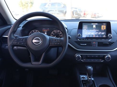 New 2025 Nissan Altima 2.5 S image 21