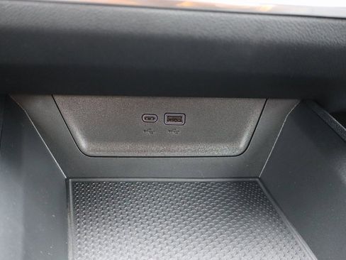 New 2026 Chevrolet Equinox LT image 21