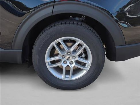 New 2026 Ford Explorer Active w/ Active Comfort Package image 10