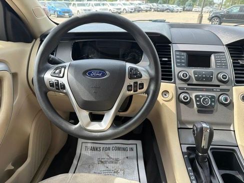 Used 2018 Ford Taurus SE FWD image 24
