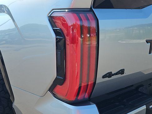 Used 2024 Toyota Tundra Platinum w/ TRD Off-Road Package AWD/4WD image 31