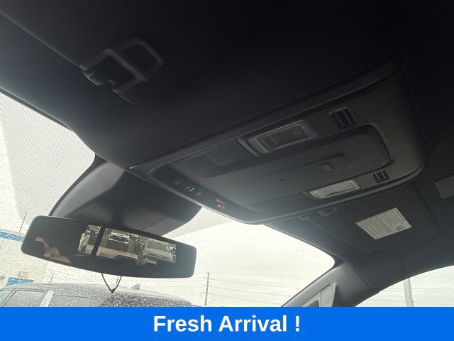 Used 2025 Chevrolet Tahoe LS RWD image 11