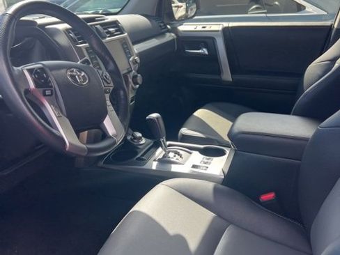 Used 2024 Toyota 4Runner SR5 Premium image 5