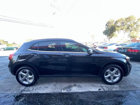 Used 2019 Mercedes-Benz GLA 250 4MATIC image 4