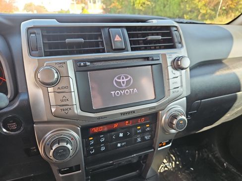 Used 2012 Toyota 4Runner Limited image 17