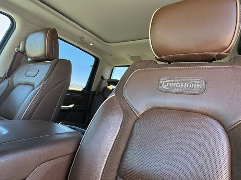 Used 2024 RAM 1500 Limited image 11