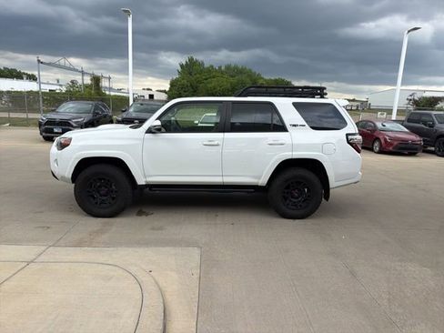 Used 2024 Toyota 4Runner TRD Pro AWD/4WD image 2
