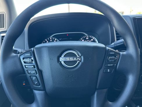 Used 2024 Nissan Frontier SV w/ Technology Package RWD image 21