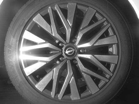 Used 2025 Nissan Altima 2.5 SV FWD image 18