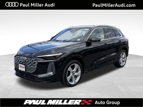 Used 2025 Audi Q5 Prestige AWD/4WD image 1