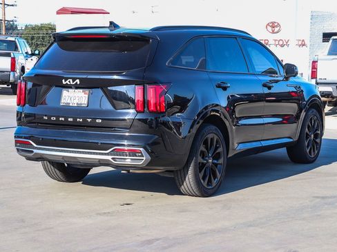 Used 2022 Kia Sorento SX FWD image 7
