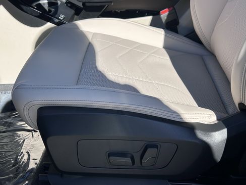 Used 2025 BMW X1 xDrive28i w/ Convenience Package image 25