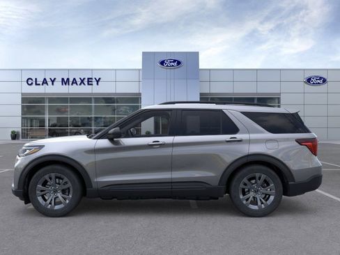 New 2026 Ford Explorer Active w/ Active Comfort Package AWD/4WD image 3