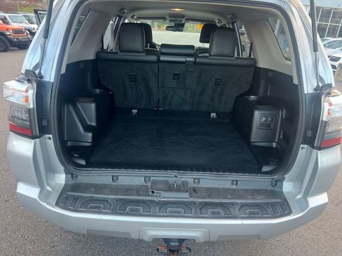 Used 2020 Toyota 4Runner SR5 Premium image 36