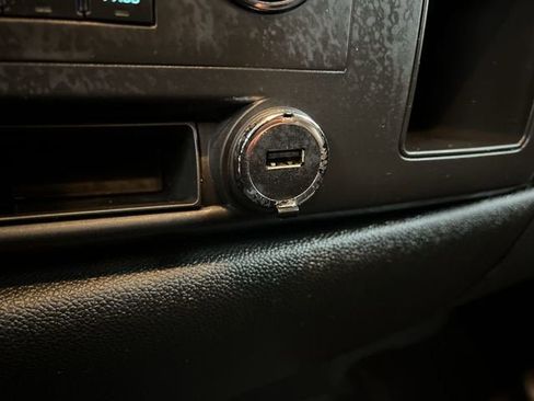 Used 2011 GMC Sierra 1500 SLE w/ Power Tech Package image 32