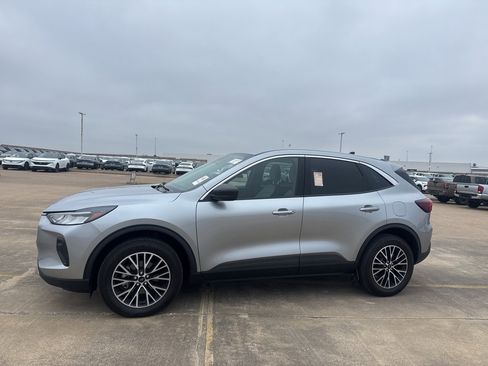 Used 2023 Ford Escape Active image 7