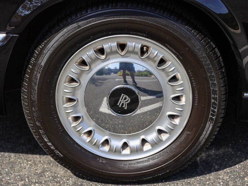 Used 2000 Rolls-Royce Corniche RWD image 18
