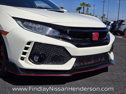 Used 2018 Honda Civic Type R image 8