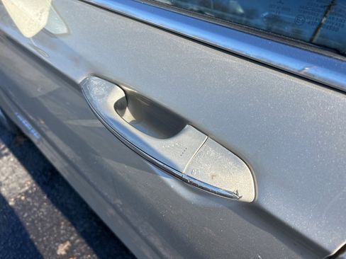 Used 2019 Ford Fusion Titanium image 11