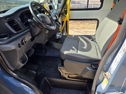 Used 2022 Ford Transit 350 DRW image 34