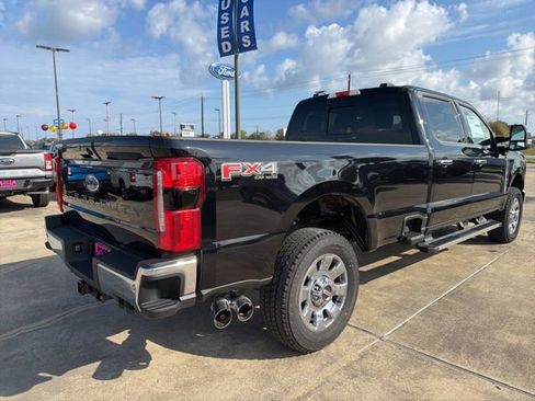 New 2025 Ford F250 Lariat w/ Chrome Package image 7