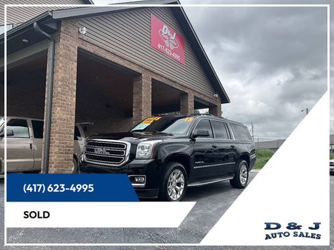 Used 2015 GMC Yukon XL SLT w/ Open Road Package AWD/4WD image 1