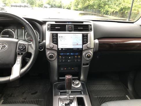Used 2020 Toyota 4Runner Limited AWD/4WD image 11