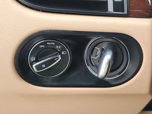 Used 2023 Porsche Macan image 21