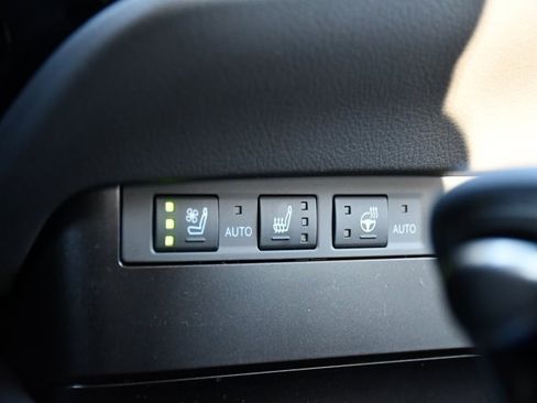 New 2025 Lexus ES 350 w/ Premium Package image 13