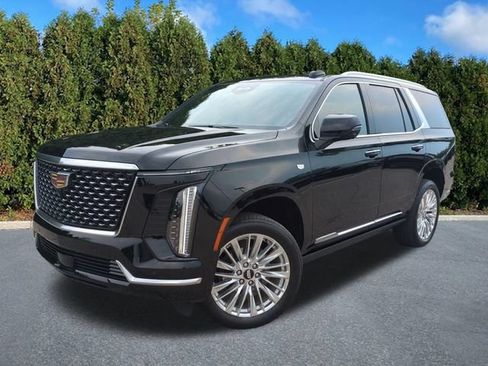 Used 2025 Cadillac Escalade Premium Luxury AWD/4WD image 1