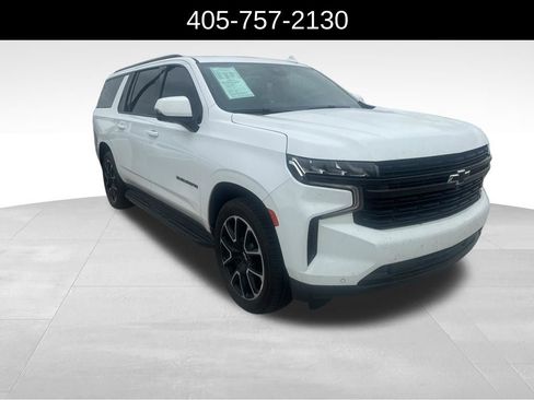 Used 2023 Chevrolet Suburban RST w/ Luxury Package AWD/4WD image 2