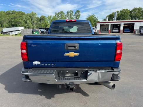Used 2016 Chevrolet Silverado 2500 W/T w/ WT Convenience Package AWD/4WD image 4
