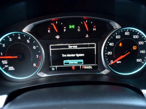 Used 2019 Chevrolet Traverse LT w/ LPO, Floor Liner Package image 13