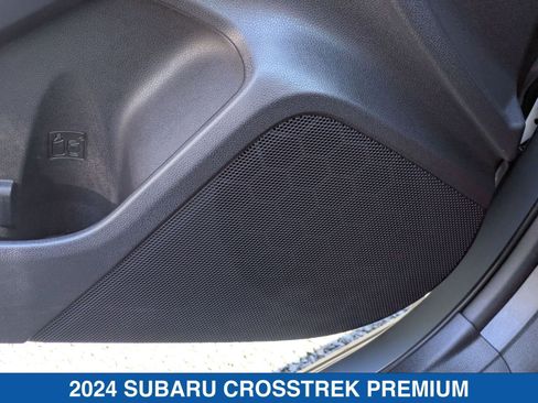 Used 2024 Subaru Crosstrek 2.0i Premium image 14