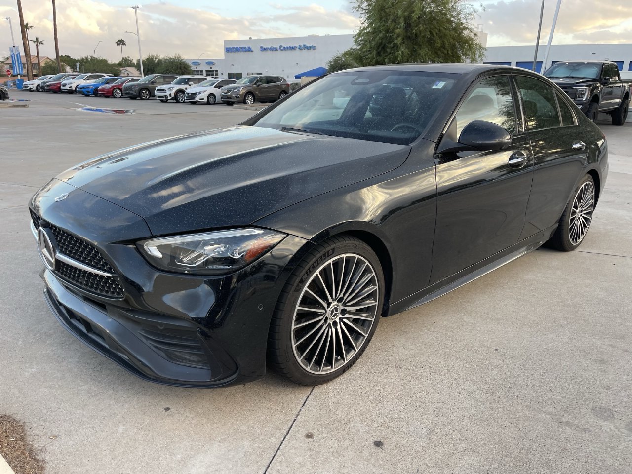 Used 2022 Mercedes-Benz C 300 Sedan image 2