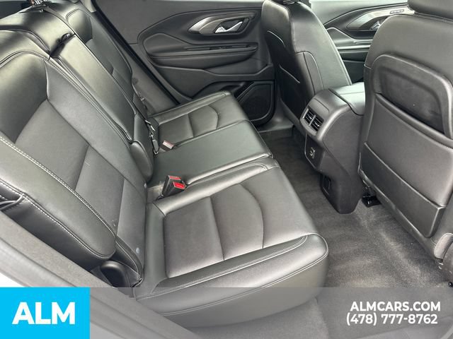 Used 2024 GMC Terrain SLT FWD image 17