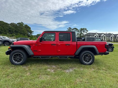 Used 2023 Jeep Gladiator Sport AWD/4WD image 6