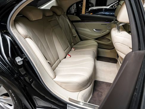 Used 2015 Mercedes-Benz S 550 Sedan image 36