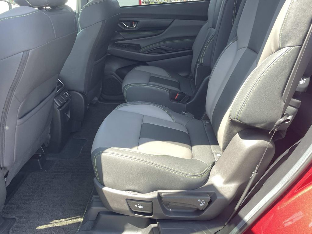 Used 2024 Subaru Ascent Onyx Edition AWD/4WD image 14
