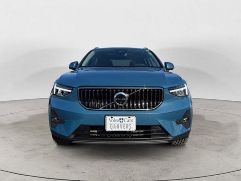 Certified 2025 Volvo XC40 B5 Plus image 26