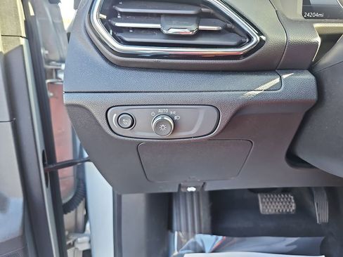 Used 2023 Chevrolet Bolt EUV LT w/ Convenience Package image 30