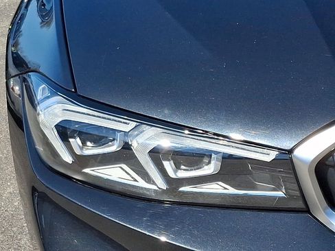 Used 2025 BMW 330i xDrive Sedan image 9