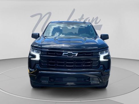 Used 2023 Chevrolet Silverado 1500 RST RWD image 2
