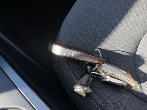 Used 2025 Kia K4 LXS image 23