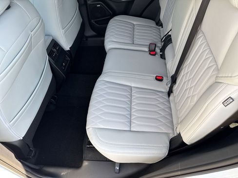 New 2026 Mitsubishi Outlander SEL FWD image 19