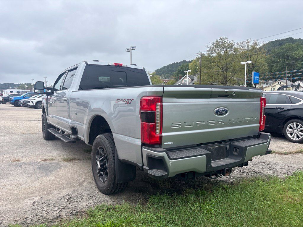 Used 2024 Ford F250 XLT w/ XLT Premium Package AWD/4WD image 4