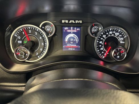 Used 2024 RAM 2500 Tradesman w/ Chrome Appearance Group image 3