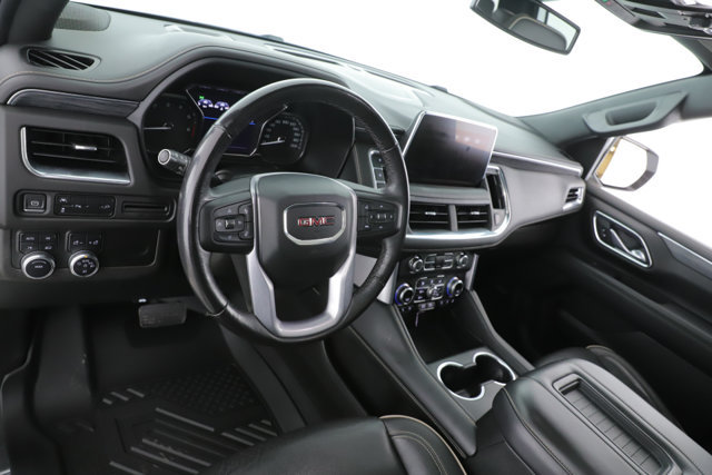 Used 2021 GMC Yukon XL SLT w/ Rear Media and Nav Package AWD/4WD image 17